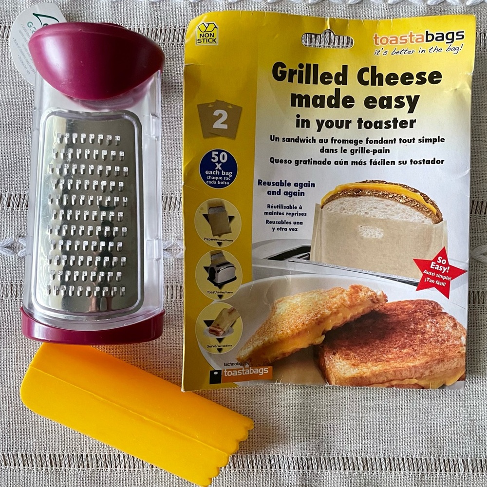 🧀3 Kitchen Hacks✨ garlic peeler, cheese shredder, grill cheese toaster sleeves
